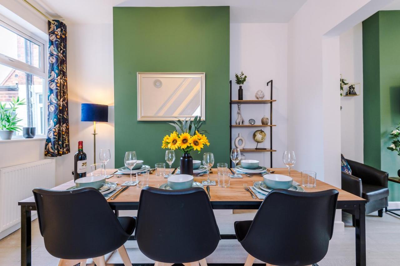 Stunning 3-Bed Home In Nantwich By 53 Degrees Property - Amazing Location, Ideal For Groups - Sleeps 6 ภายนอก รูปภาพ