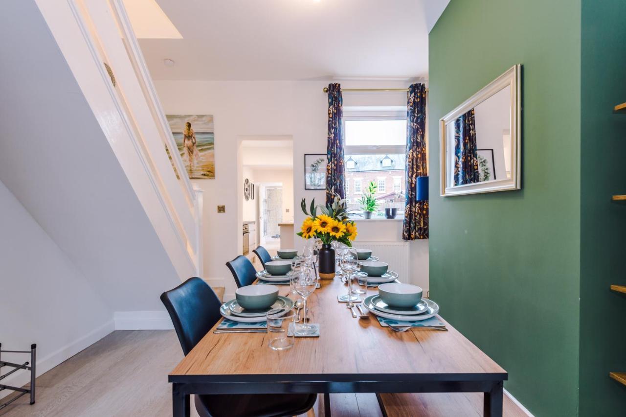 Stunning 3-Bed Home In Nantwich By 53 Degrees Property - Amazing Location, Ideal For Groups - Sleeps 6 ภายนอก รูปภาพ