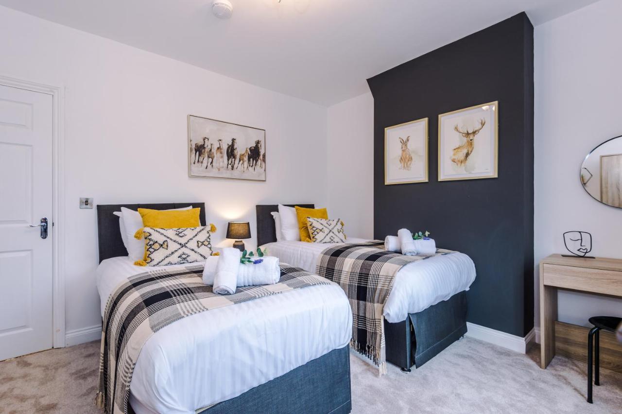 Stunning 3-Bed Home In Nantwich By 53 Degrees Property - Amazing Location, Ideal For Groups - Sleeps 6 ภายนอก รูปภาพ