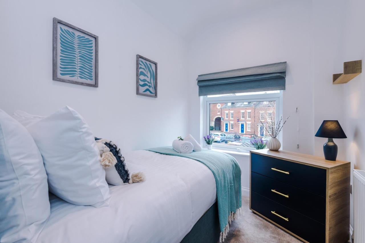 Stunning 3-Bed Home In Nantwich By 53 Degrees Property - Amazing Location, Ideal For Groups - Sleeps 6 ภายนอก รูปภาพ